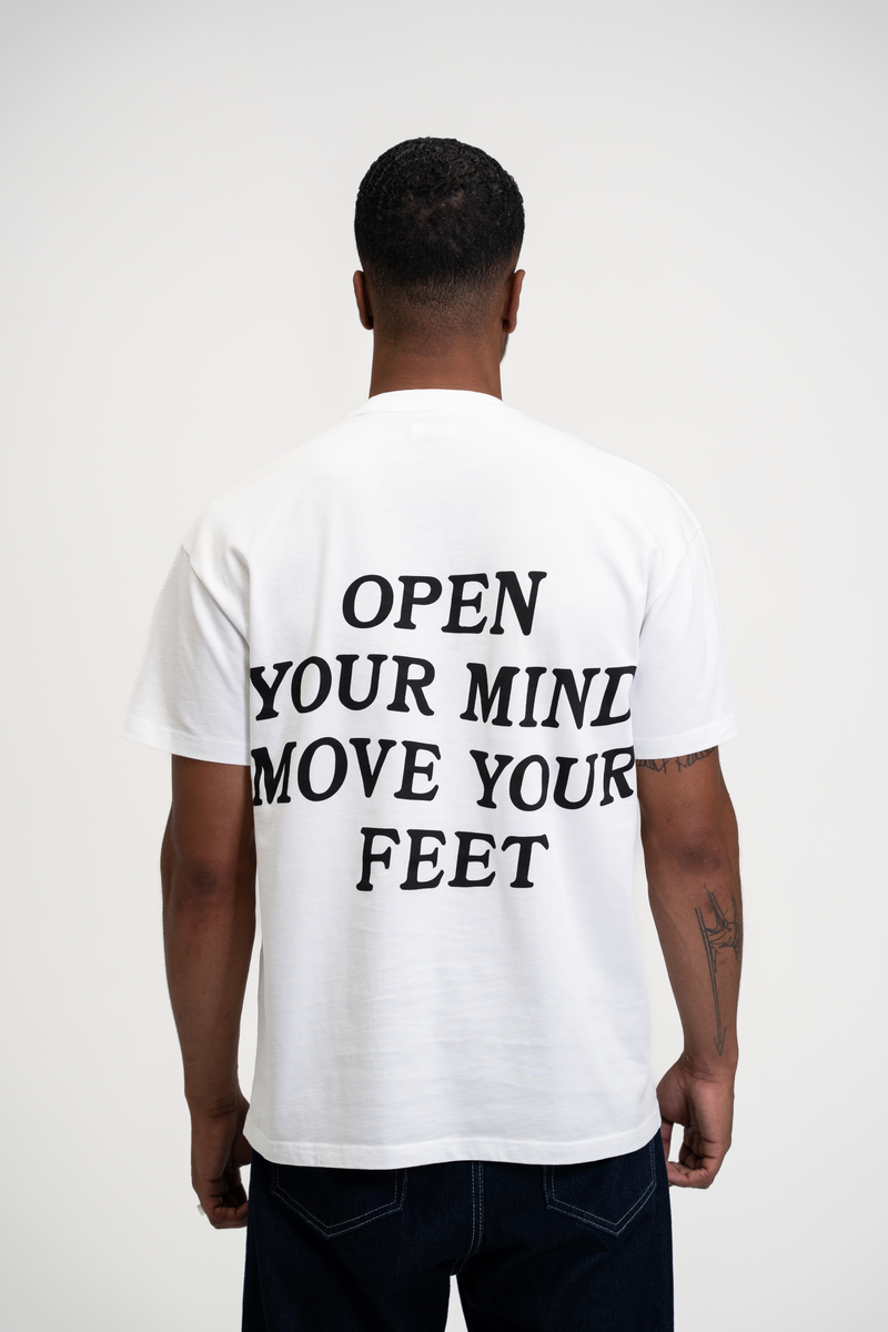 'Move Your Feet’ T-shirt white/black